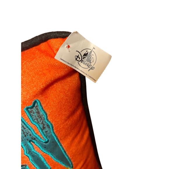 Disney 2024 Halloween pillow - Picture 4 of 4